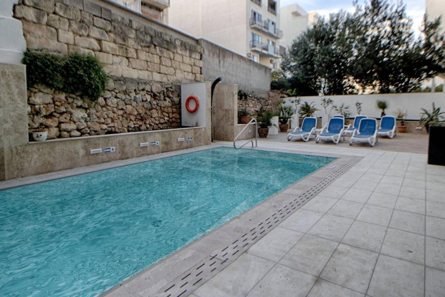 3bed With Shared Heated Pool By Homely Apartment Mellieha