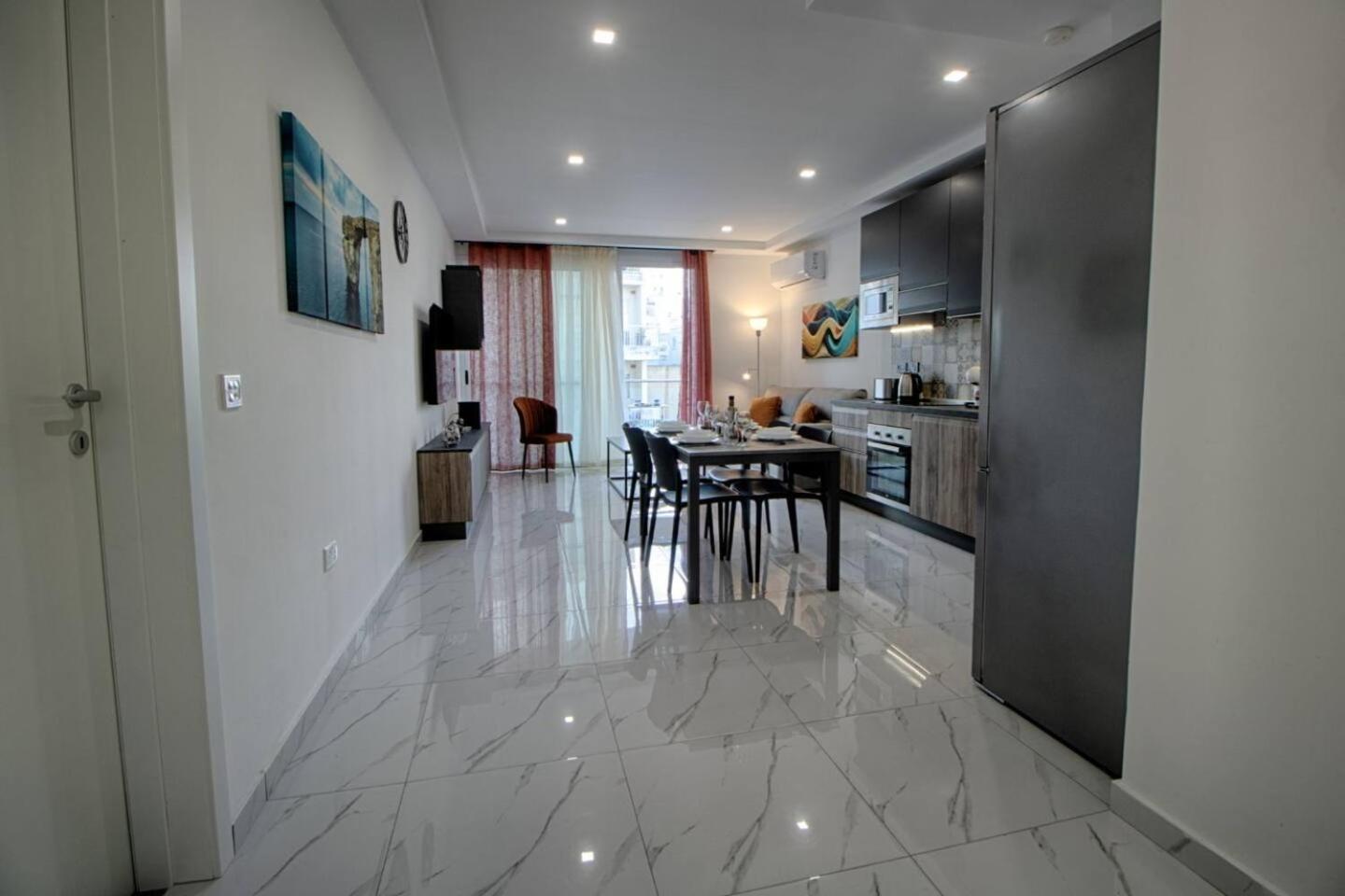 3bed With Shared Heated Pool By Homely Apartment