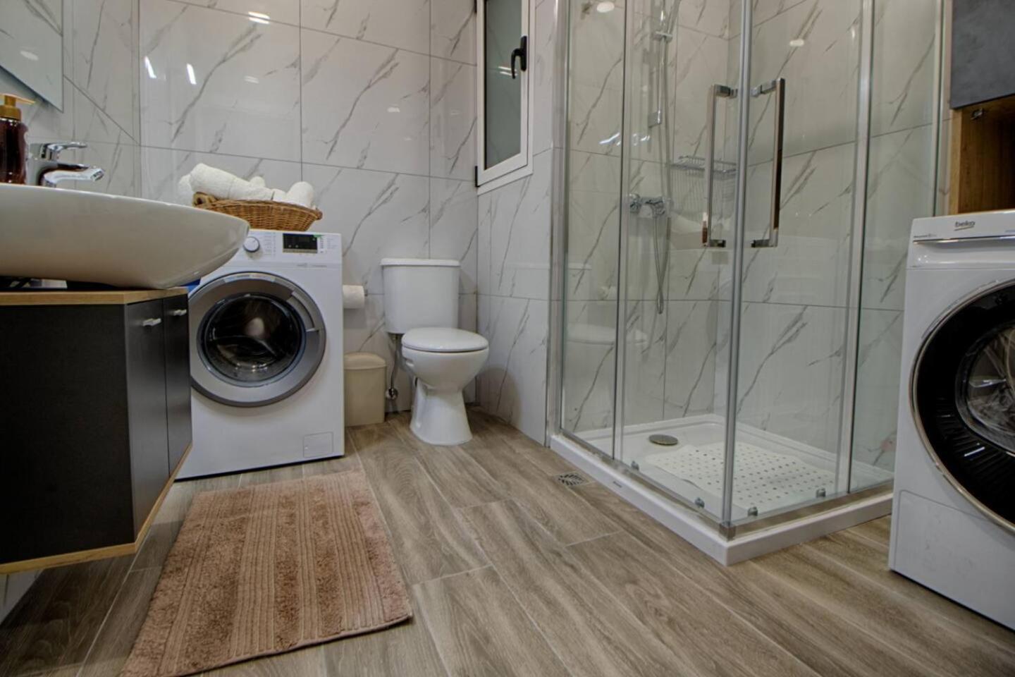3bed With Shared Heated Pool By Homely *